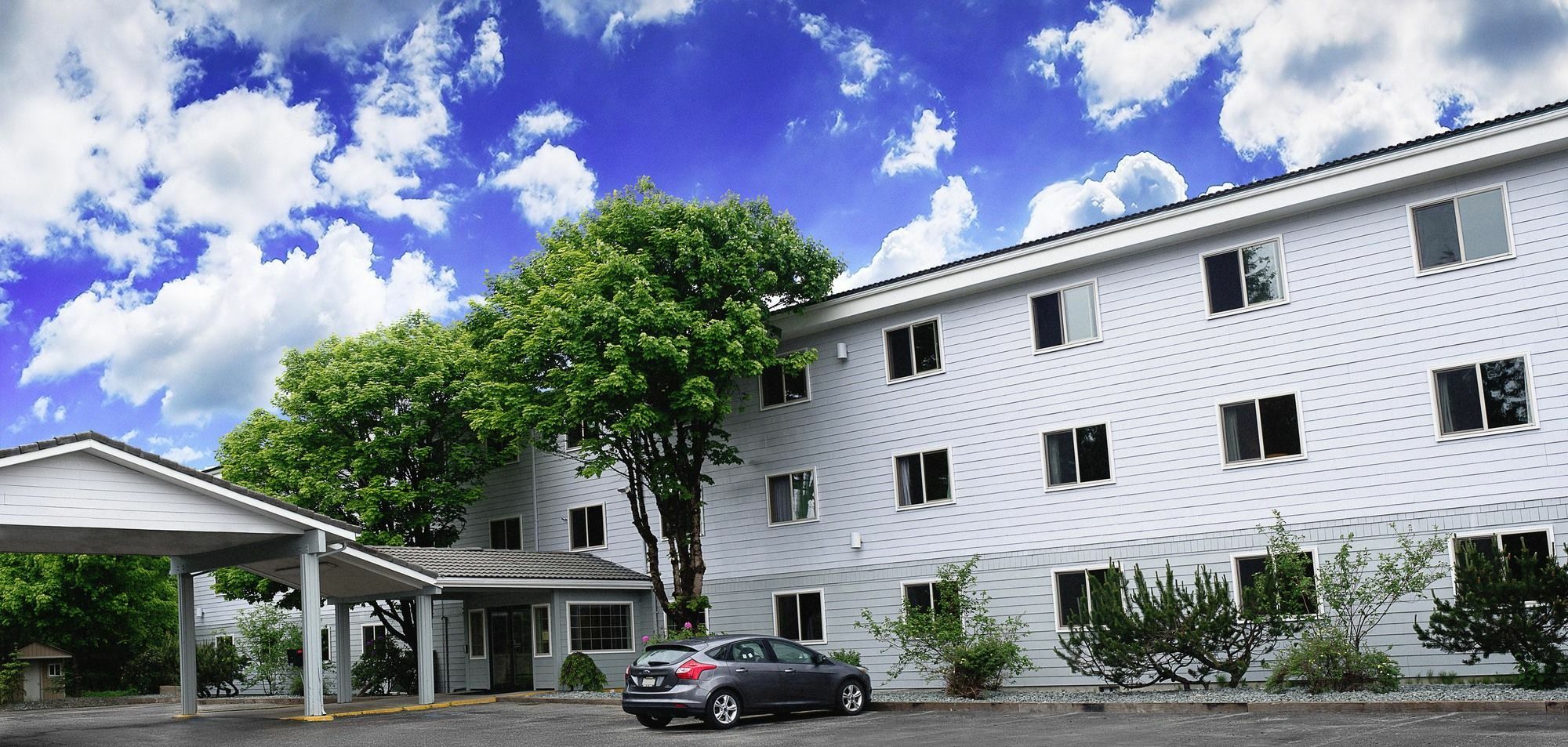 Super 8 By Wyndham Juneau Exterior photo